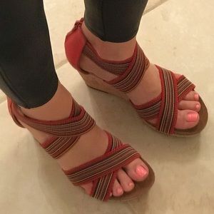 Fun sandals multi color Soft!